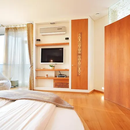 Helios View 20 And 11 Floor Double